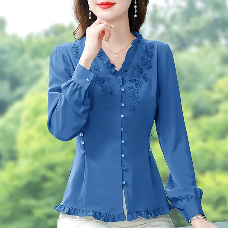 M-4XL Spring Autumn Long sleeve embroidery shirt Eleagnt Women blouse V-Neck Slim waist Single-breasted Office lady Tops
M-4XL Spring Autumn Long sleeve embroidery shirt Eleagnt Women blouse V-Neck Slim waist Single-breasted Office lady Tops