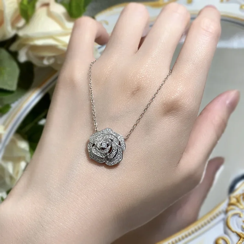 

Handmade Flower Diamond Pendant Necklace 925 Sterling Silver Party Wedding Chocker Necklace for Women Bridal Pendant jewelry