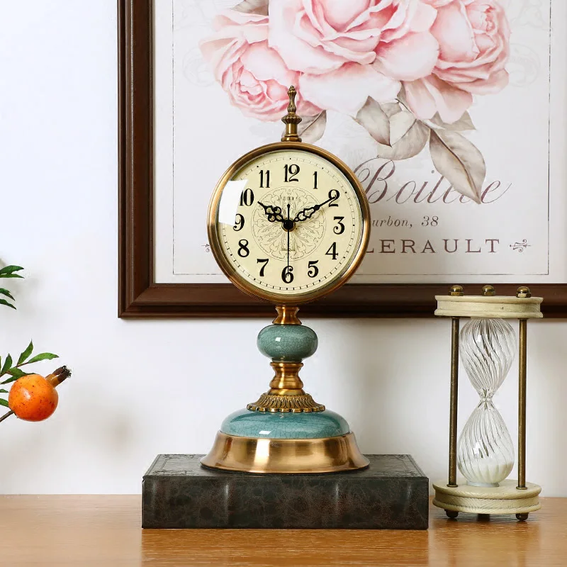 

Retro Table Clocks Vintage Decorative Clock Metal Silent Luxury Clock On The Desk Classical American Style Desk Clock Best Gift