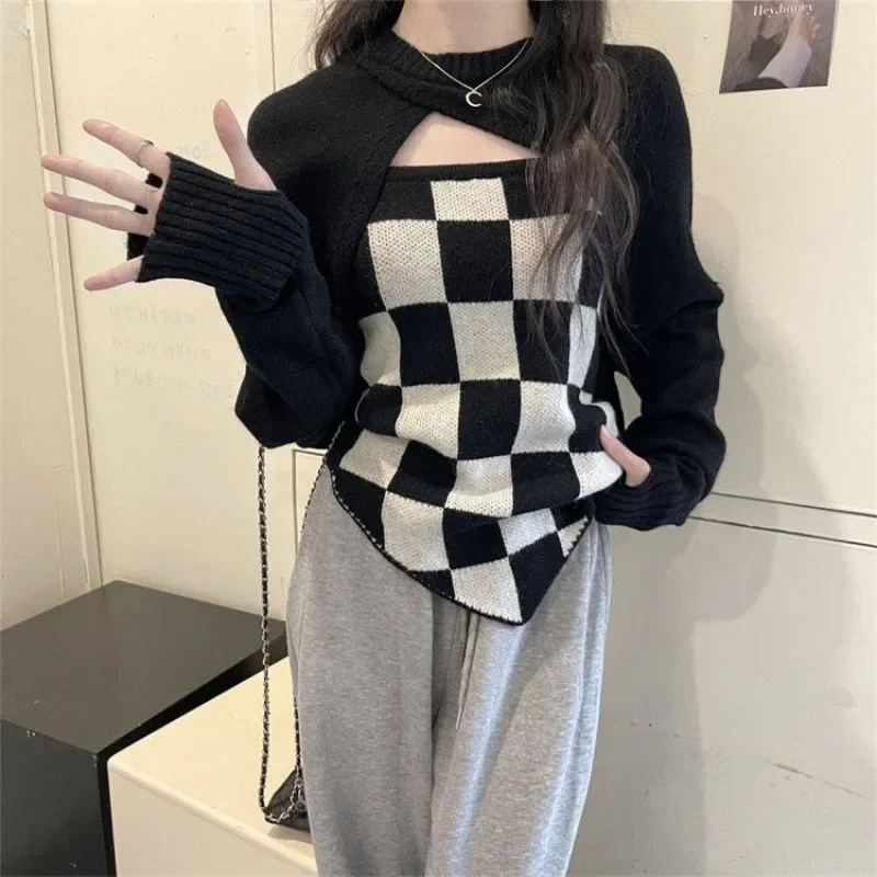 Spring and Autumn Women's Pullover Round Neck Long Sleeve Asymmetric Hollow Out Patchwork Plaid Slim Fashion Casual Knitted Tops
Spring and Autumn Women's Pullover Round Neck Long Sleeve Asymmetric Hollow Out Patchwork Plaid Slim Fashion Casual Knitted Tops