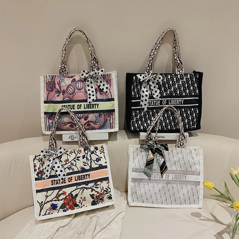 Printed Canvas Student Supplementary Class Shopping Bag Ladies Hand Tote Bag 2022 New Fashion
Printed Canvas Student Supplementary Class Shopping Bag Ladies Hand Tote Bag 2022 New Fashion