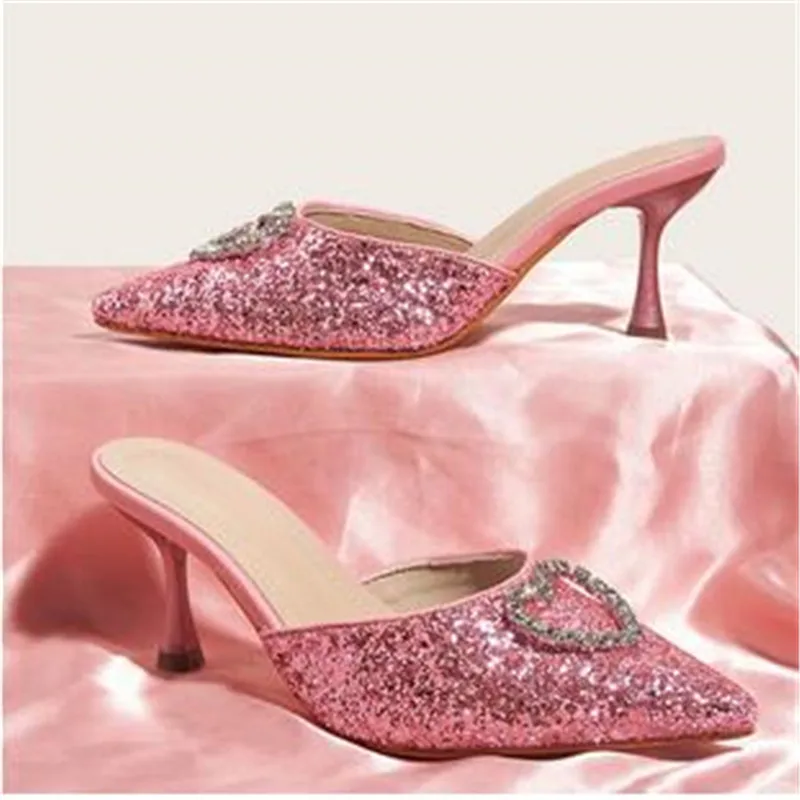 2023 New Shallow Mouth High-heeled Women's Shoes Love Rhinestone Shining Thin Heel Slippers Pointed Women's Single Shoes
2023 New Shallow Mouth High-heeled Women's Shoes Love Rhinestone Shining Thin Heel Slippers Pointed Women's Single Shoes