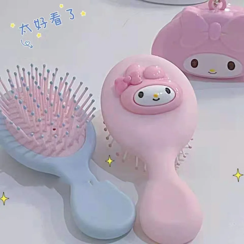 Cute cartoon high-value Yugui dog Melody air cushion bag portable mini student dormitory home comb anime figure
Cute cartoon high-value Yugui dog Melody air cushion bag portable mini student dormitory home comb anime figure