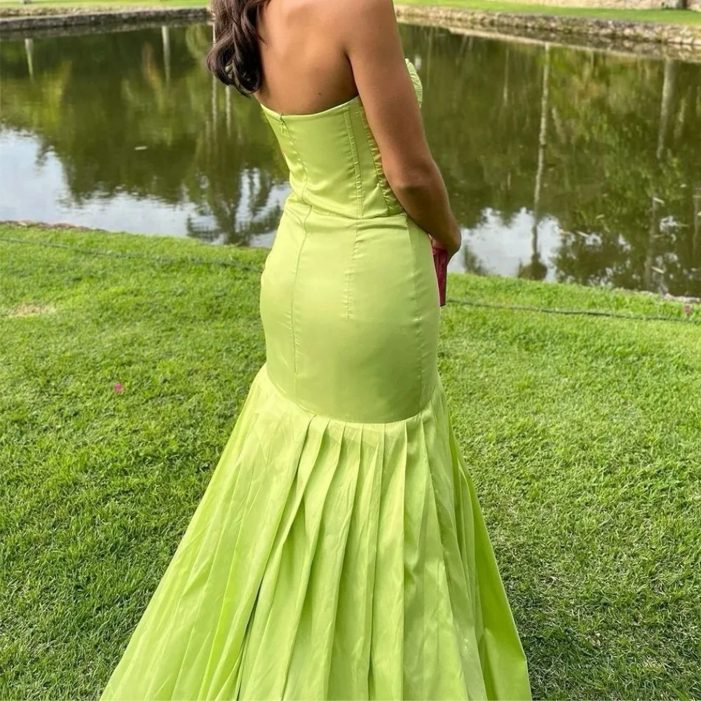 Muloong Strapless Floor-Length Women Elegant And Pretty Luxury Prom Dress
Muloong Strapless Floor-Length Women Elegant And Pretty Luxury Prom Dress