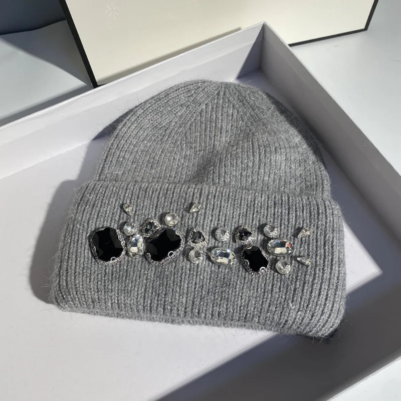 Real Rabbit Fur Winter Hats for Women Luxury Shiny Rhinestones Knitted Hat Casual Lady Warm Skullies Beanies Outdoor Cold Cap
Real Rabbit Fur Winter Hats for Women Luxury Shiny Rhinestones Knitted Hat Casual Lady Warm Skullies Beanies Outdoor Cold Cap
