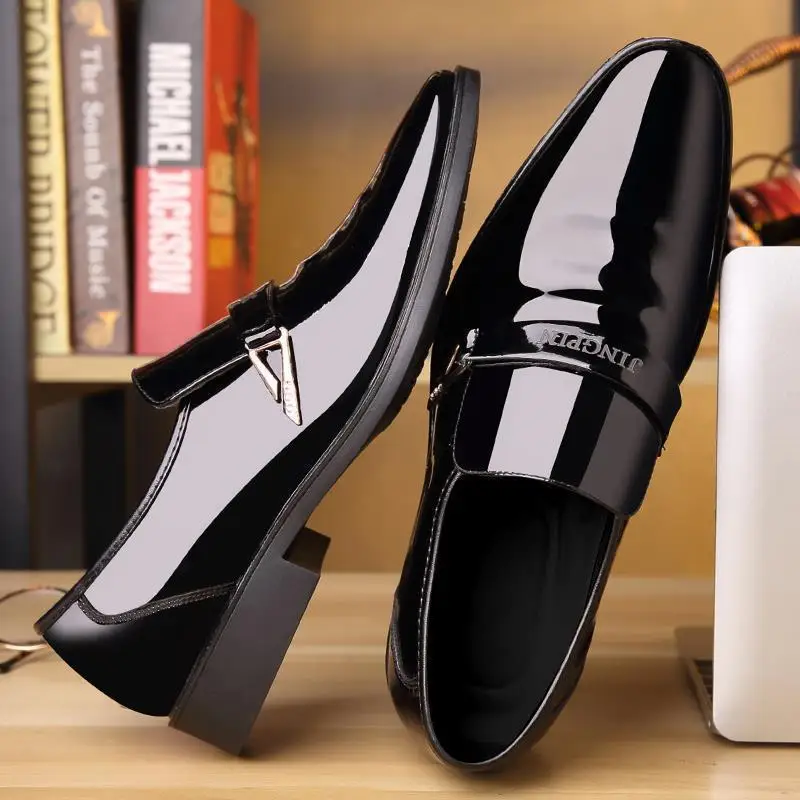 Mens Patent Leather Shoes Casual Loafers Shoes Business Dress Shoes Men All-Match Wedding Shoes Large Size 44 Zapatos De Hombre
Mens Patent Leather Shoes Casual Loafers Shoes Business Dress Shoes Men All-Match Wedding Shoes Large Size 44 Zapatos De Hombre