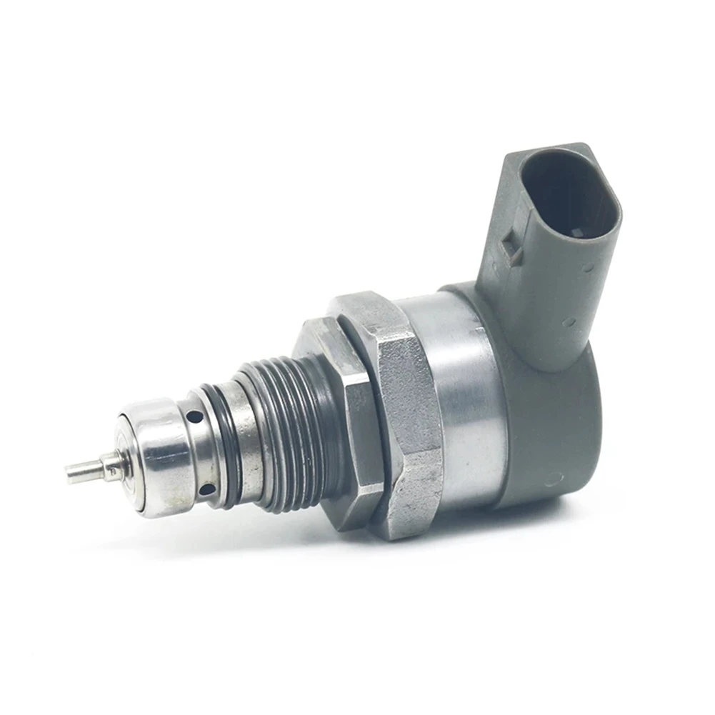 0281002858 регулятор давления топлива клапан для Audi A3 A4 Q3 Q5 Q7 дизельный регулятор давления топлива 281002859 
0281002858 регулятор давления топлива клапан для Audi A3 A4 Q3 Q5 Q7 дизельный регулятор давления топлива 281002859