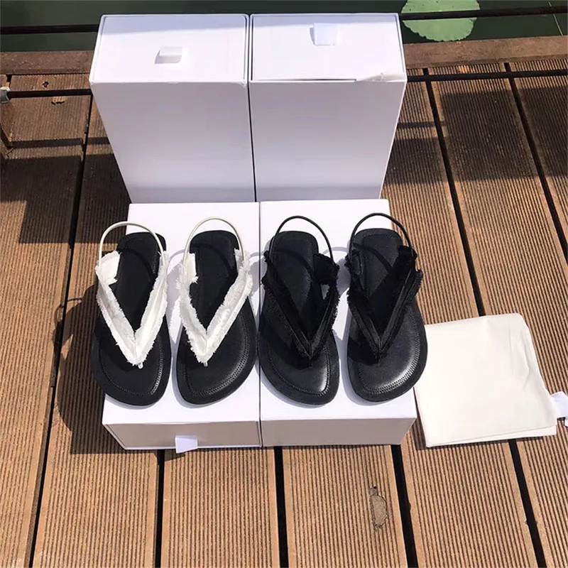 Сандалии женские с мягкой стелькой, удобные шлепанцы на плоской подошве, повседневная обувь для женщин, лето 2023 
Сандалии женские с мягкой стелькой, удобные шлепанцы на плоской подошве, повседневная обувь для женщин, лето 2023