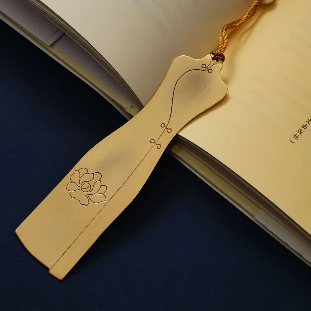 

Gift Chinese Style Book Paginator Gift Boxed Bookmark Book Page Marker Lute Tassel Reading Marks Antique Cheongsam Bookmark