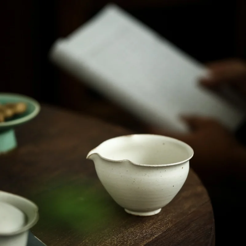 

Japanese-Style Vertical Pattern Ceramic Handmade Powder Gourd Pitcher Gracked Glaze Supportable Cicada Wing Stoneware Fair Mug G