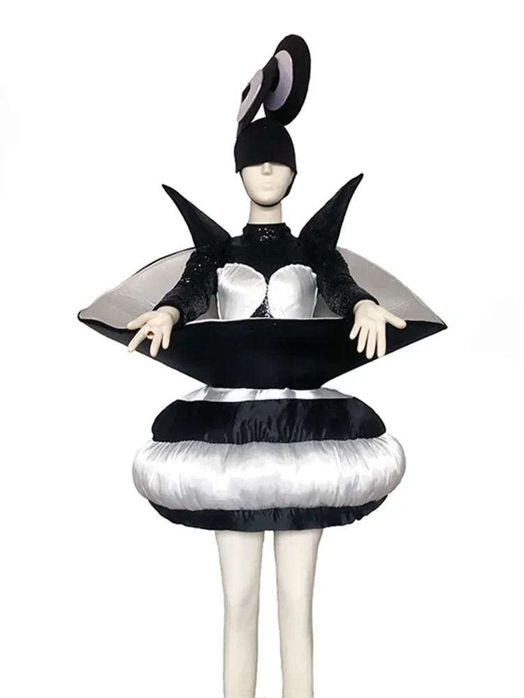 Geometric props Lady Gala Rock Festival Club Drag Queen Carnival Float Tour Rave Outfit Halloween Gaga Dance
Geometric props Lady Gala Rock Festival Club Drag Queen Carnival Float Tour Rave Outfit Halloween Gaga Dance