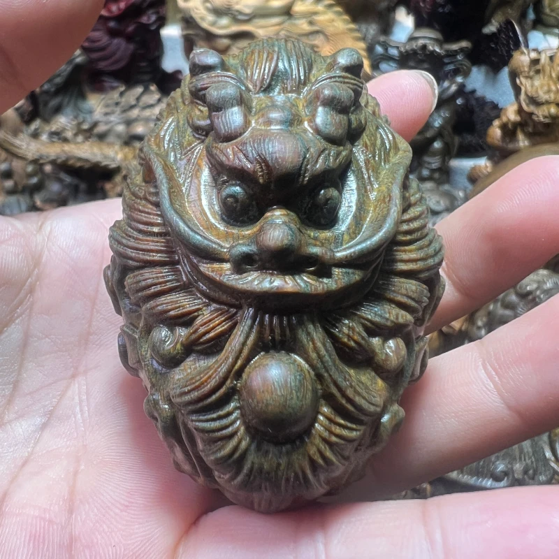 Natural green sandalwood carving ornaments hand-handle ornaments Dragon egg Dragon play beads play carving crafts tabletop
Natural green sandalwood carving ornaments hand-handle ornaments Dragon egg Dragon play beads play carving crafts tabletop