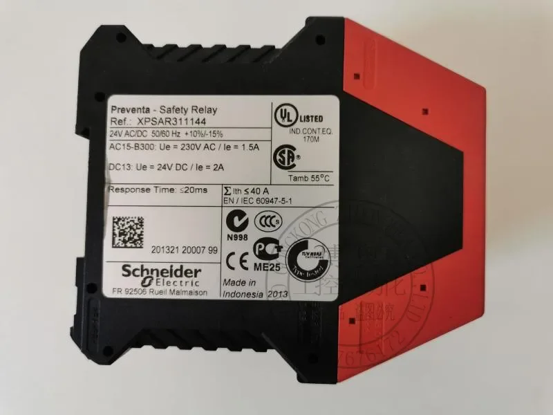 Imported new original XPS series safety relay, XPS-AR311114P/XPSAR3111144, in stock 
Imported new original XPS series safety relay, XPS-AR311114P/XPSAR3111144, in stock