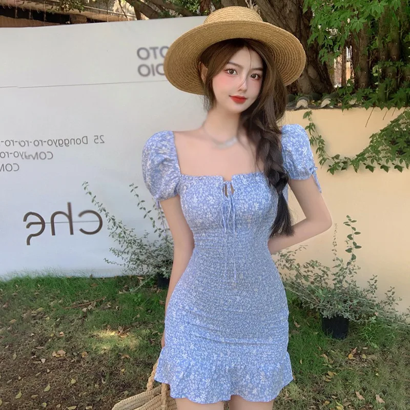 Женское облегающее платье с вырезами, привлекательное милое платье на шнуровке с квадратным вырезом и цветочным принтом
Женское облегающее платье с вырезами, привлекательное милое платье на шнуровке с квадратным вырезом и цветочным принтом