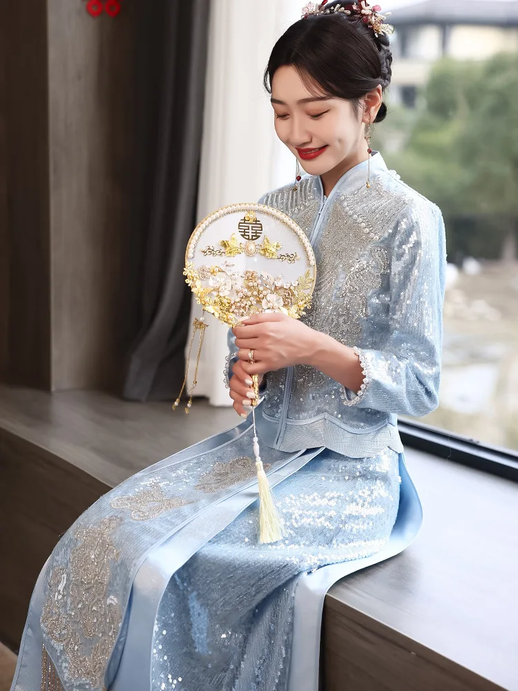 Chinese Cheongsams Sparkly Blue Sequins Wedding Dress Tang Suit Women Beading Tassels Qipao Formal Toast Clothing
Chinese Cheongsams Sparkly Blue Sequins Wedding Dress Tang Suit Women Beading Tassels Qipao Formal Toast Clothing