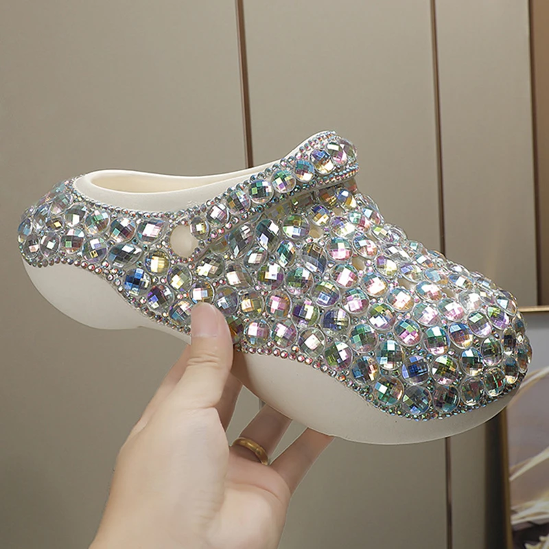 Women Summer Luxury Slippers Shine Rhinestone Decoration Sandals Thick Bottom Beach Slides Soft Fashion Casual Shoe Female 36-41
Women Summer Luxury Slippers Shine Rhinestone Decoration Sandals Thick Bottom Beach Slides Soft Fashion Casual Shoe Female 36-41