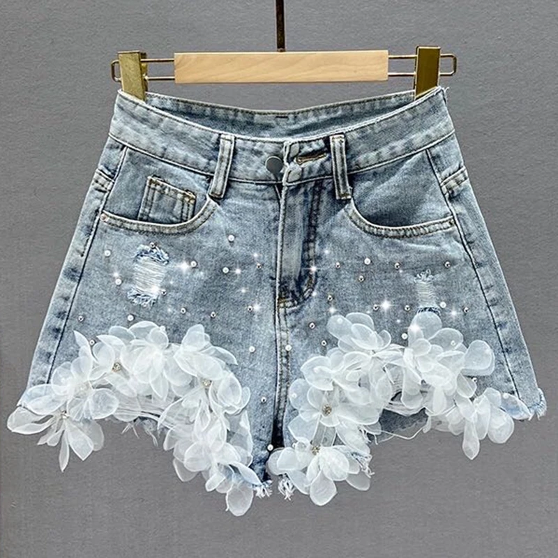 Handed Beaded Flowers Design Denim Shorts Female 2023 New Summer Slim Fit Slimming A- Line Short Jeans Pants for Women
Handed Beaded Flowers Design Denim Shorts Female 2023 New Summer Slim Fit Slimming A- Line Short Jeans Pants for Women