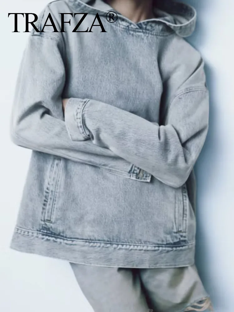 TRAFZA Autumn Casual Fashion Denim Hoodies Side Pockets Decoration Vintage Female Long Sleeve Hooded Women Pullovers Chic Tops
TRAFZA Autumn Casual Fashion Denim Hoodies Side Pockets Decoration Vintage Female Long Sleeve Hooded Women Pullovers Chic Tops
