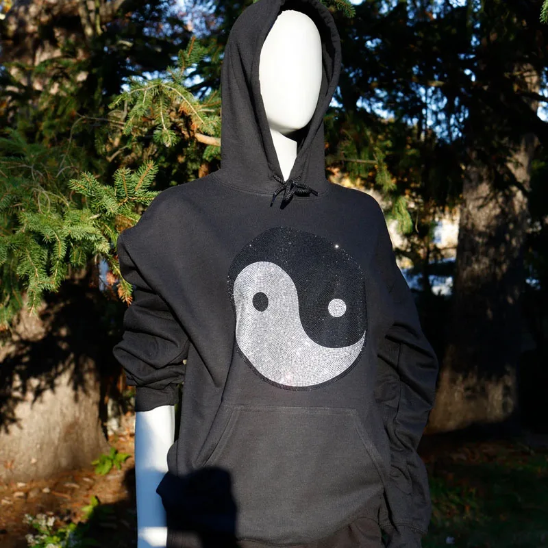 Y2k Aesthetic Vintage Harajuku Rhinestone Yin Yang Tai Chi Sweatshirt autumn Fashion Unisex Tracksuit Streetwear Pullover Hoodie
Y2k Aesthetic Vintage Harajuku Rhinestone Yin Yang Tai Chi Sweatshirt autumn Fashion Unisex Tracksuit Streetwear Pullover Hoodie