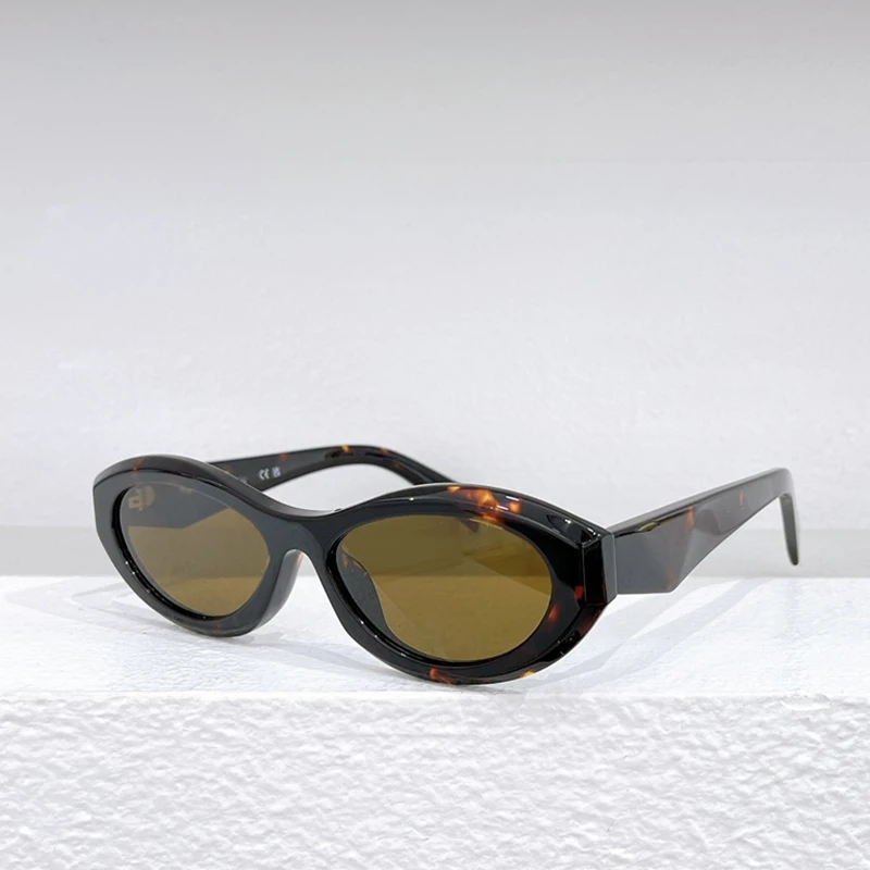 Season Luxury Brand Design Fashion Classical Retro Sunglasses Square Ladies Sun Glasses 26z
Season Luxury Brand Design Fashion Classical Retro Sunglasses Square Ladies Sun Glasses 26z