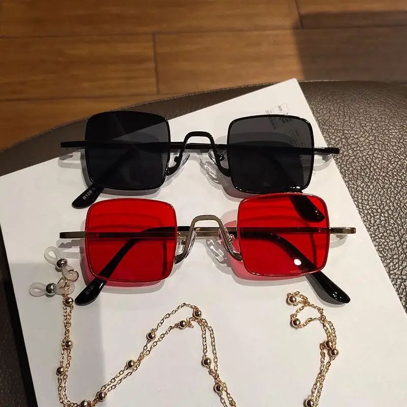 

Солнцезащитные очки в металлической оправе UV400 для мужчин и женщин
