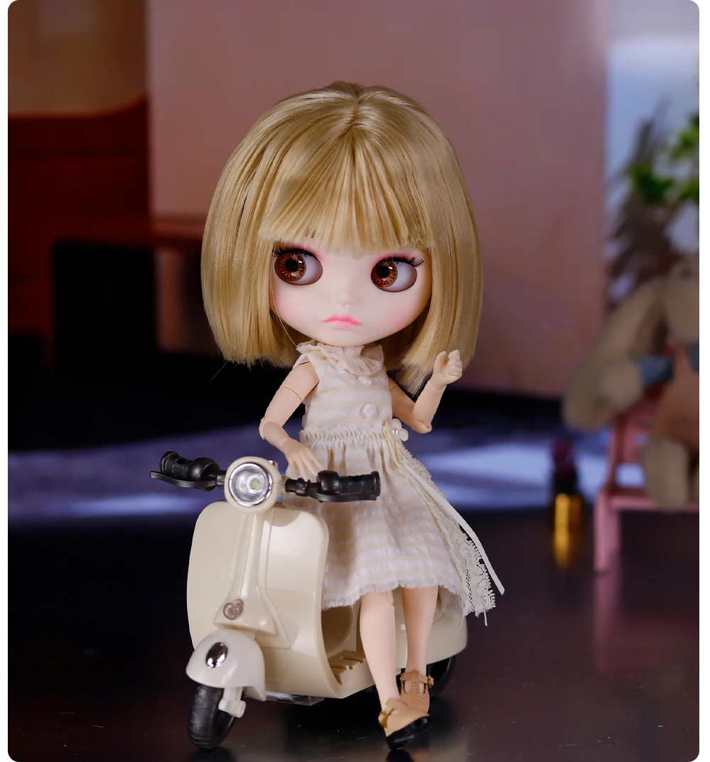 Neo Blythe Doll with Blonde Hair, White Skin, Matte Cute Face & Custom Jointed Body 3 Neo Blythe Doll with Blonde Hair, White Skin, Matte Cute Face & Custom Jointed Body 3