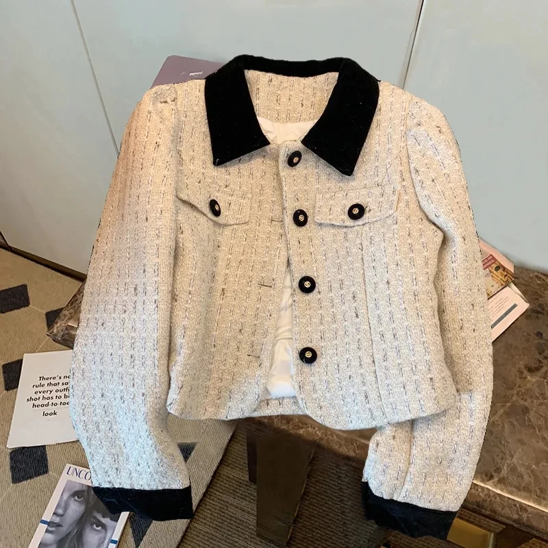 Fashion Small Incense Tweed Short Jacket Women Spring Autumn Velvet Patchwork Lapel Collar Cropped Coats Design Luxury Outerwear
Fashion Small Incense Tweed Short Jacket Women Spring Autumn Velvet Patchwork Lapel Collar Cropped Coats Design Luxury Outerwear