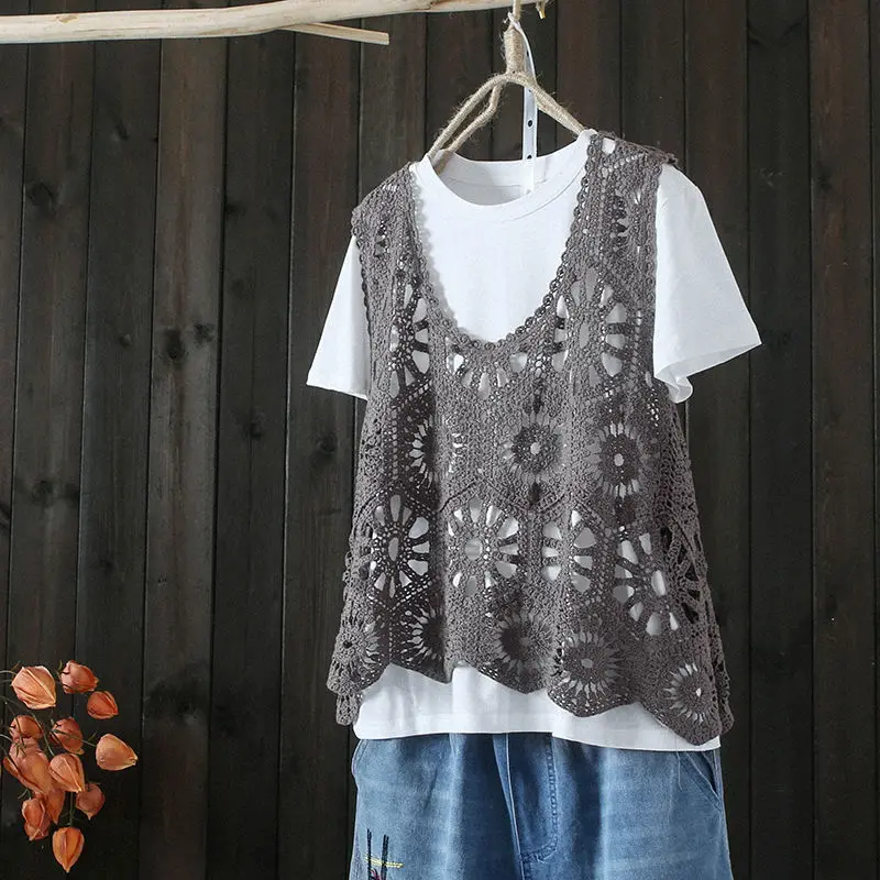 Crochet Knitted Vest for Women Outerwear Wearing Solid Color Versatile Sleeveless Vest Summer Casual Pullover Comfortable D266
Crochet Knitted Vest for Women Outerwear Wearing Solid Color Versatile Sleeveless Vest Summer Casual Pullover Comfortable D266