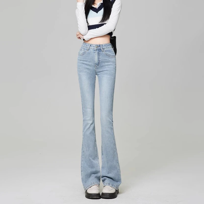 

Vintage blue micro flare jeans female 2024 early spring new burst high-waisted thin small horseshoe pants