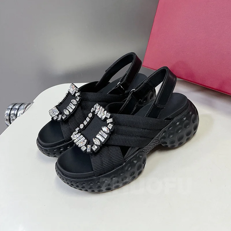 Summer New Ladies Sandals Elevated Sole Square Buckle Water Diamond Decoration Women Shoes Foot Sensation Comfortable Sandals
Summer New Ladies Sandals Elevated Sole Square Buckle Water Diamond Decoration Women Shoes Foot Sensation Comfortable Sandals