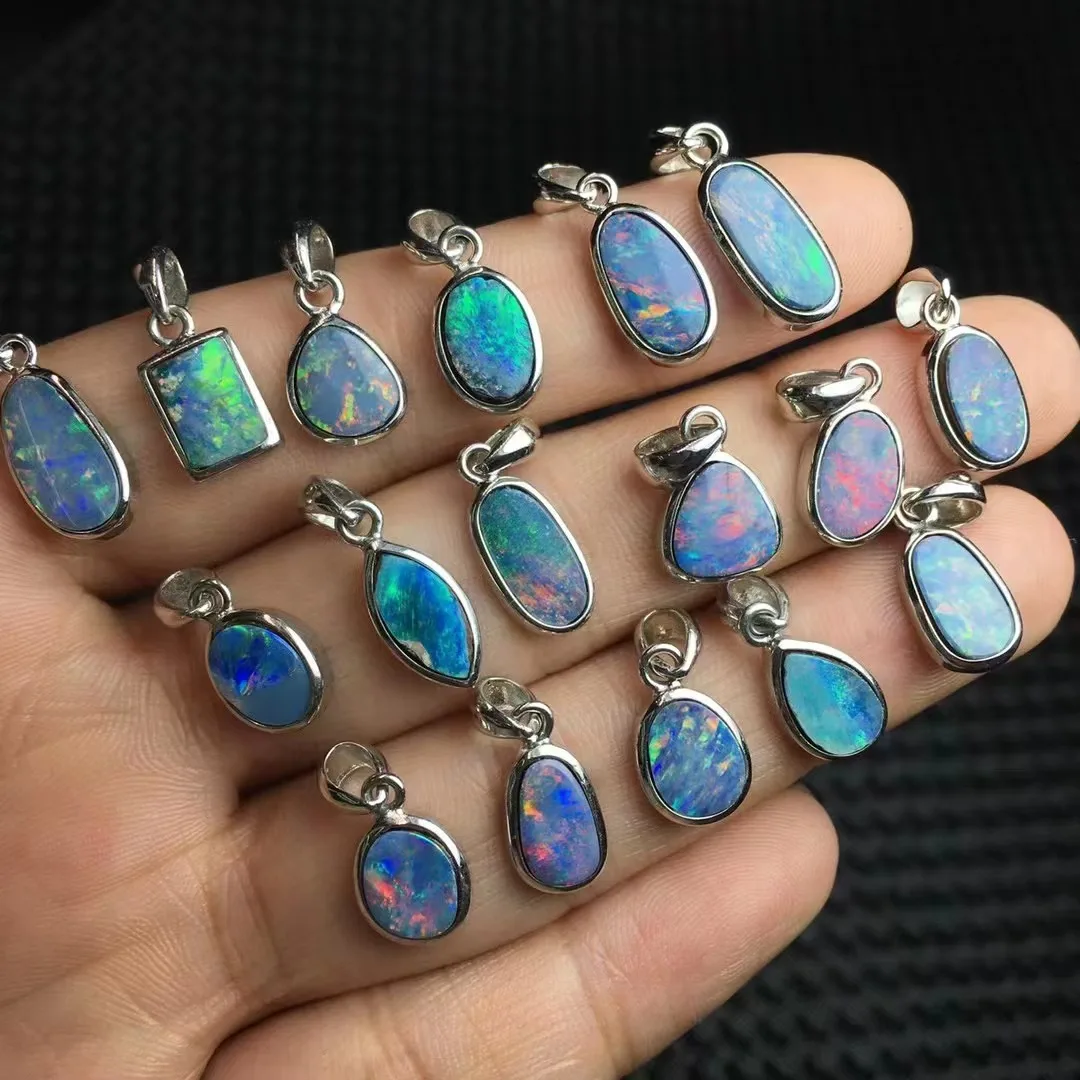 

Unit One Piece 925 Silver Buckle With Good Quality Natural Australian Opal Crystal Healing Random Shape Pendant For Jewelry Gift