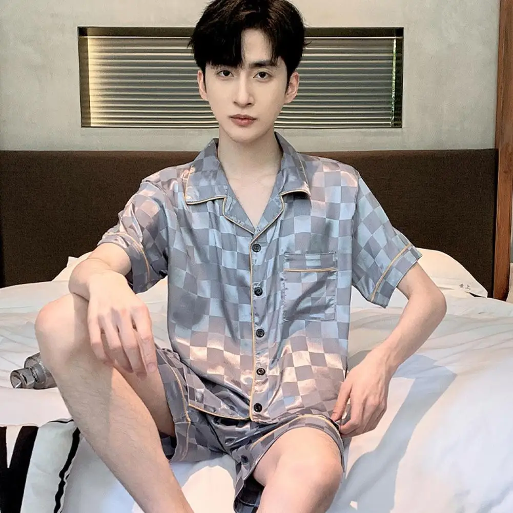 

Plaid Pattern Loungewear Men Pajama Set Men's Plaid Print Casual Outfit Set with Short Sleeve Shirt Wide Leg Shorts Elastic