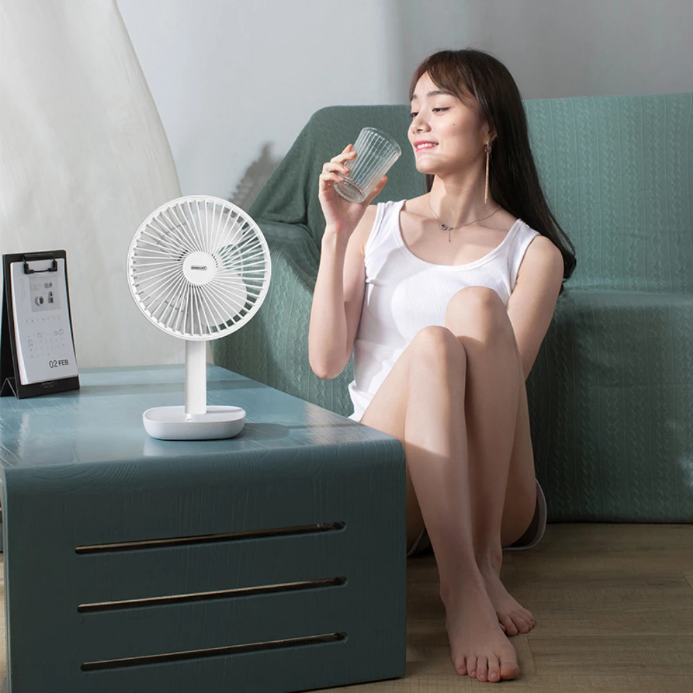 

SOLOVE Desktop mini fan Portable Standing fans Type-C usb rechargeable 4000mAh air conditioner table easy to carry