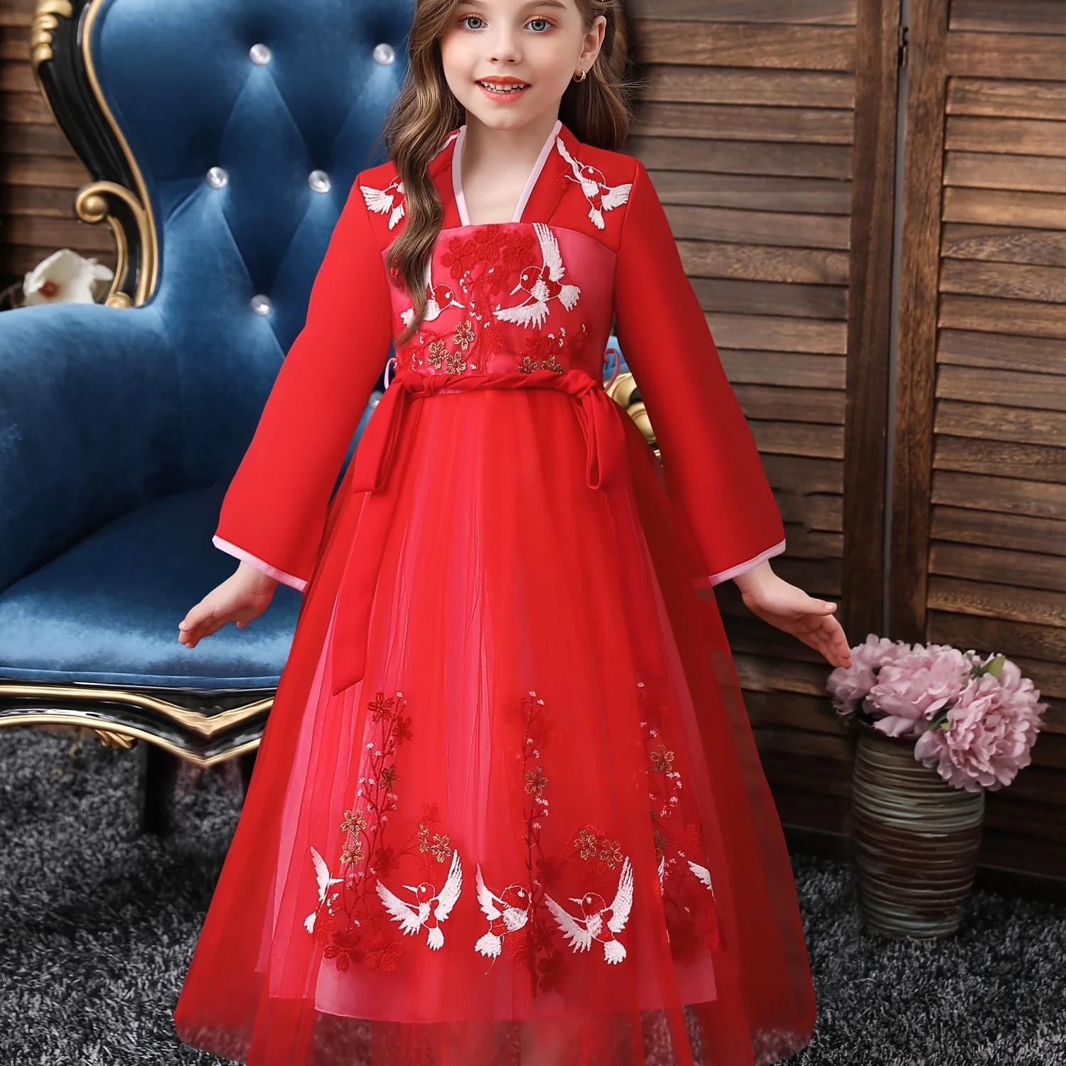 Китайская античная Одежда для девочек Hanfu Tang с цветочной вышивкой в виде животных, Сетчатое платье принцессы, костюмы на весну, фестиваль, Новогодняя одежда
Китайская античная Одежда для девочек Hanfu Tang с цветочной вышивкой в виде животных, Сетчатое платье принцессы, костюмы на весну, фестиваль, Новогодняя одежда