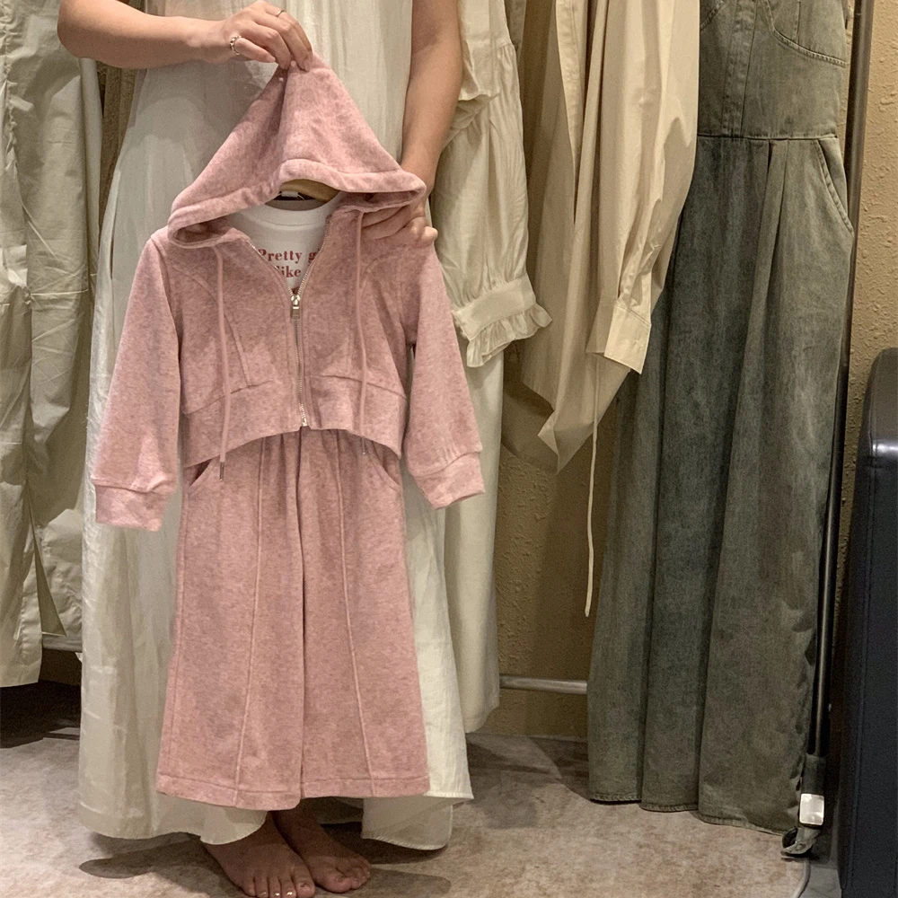 2023 Autumn and Winter New Children's Clothing Korean Style Girls' Sweater Hoodie High Waist Casual Sport Pants Suit Pants
2023 Autumn and Winter New Children's Clothing Korean Style Girls' Sweater Hoodie High Waist Casual Sport Pants Suit Pants