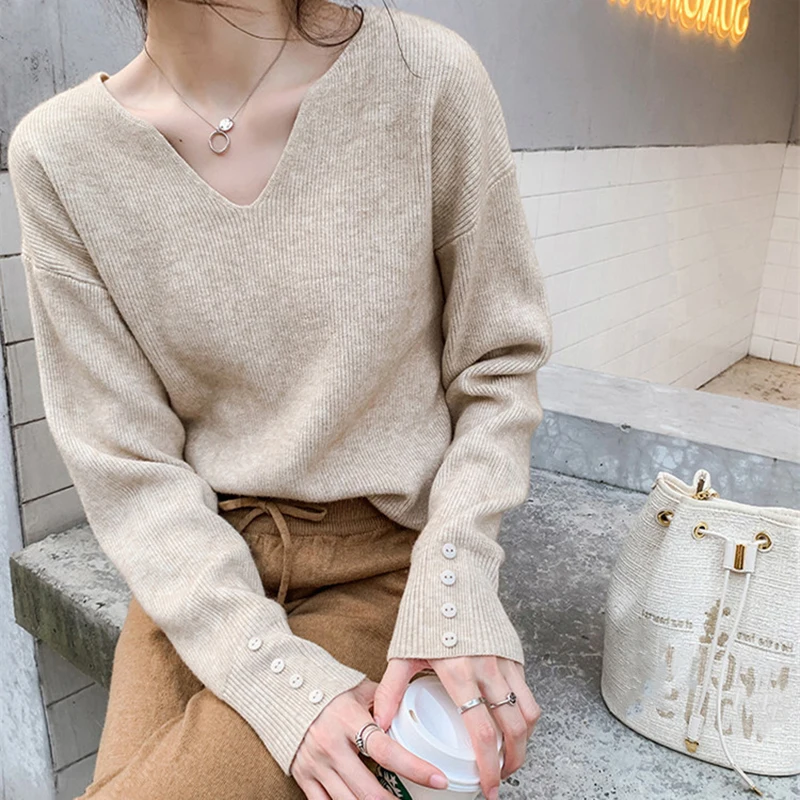 Women's Long Sleeve V-neck Sweater Spring and Autumn New Korean Casual Elegant Base Sweaters Fashion Pullover Knitwear
Women's Long Sleeve V-neck Sweater Spring and Autumn New Korean Casual Elegant Base Sweaters Fashion Pullover Knitwear