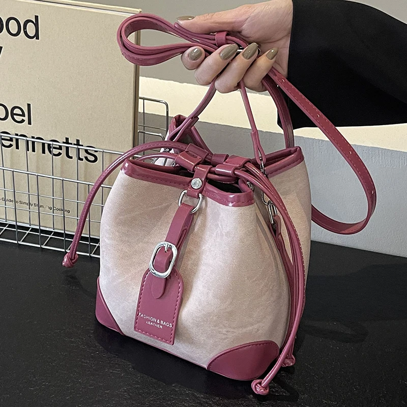 

Korean Fashion women's Bucket Handbags 2024 New Contrasting Color Drawstring Crossbody Bag Versatile Simple Single Shoulder Bags
