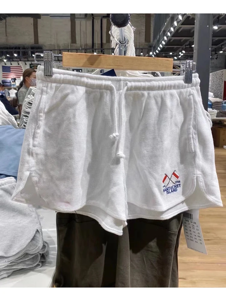 Casual Flag Embroidery Waffle Shorts Women White Retro Elastic High Waist Lace-up Sweatshorts Summer Harajuku Cotton Short Pants
Casual Flag Embroidery Waffle Shorts Women White Retro Elastic High Waist Lace-up Sweatshorts Summer Harajuku Cotton Short Pants