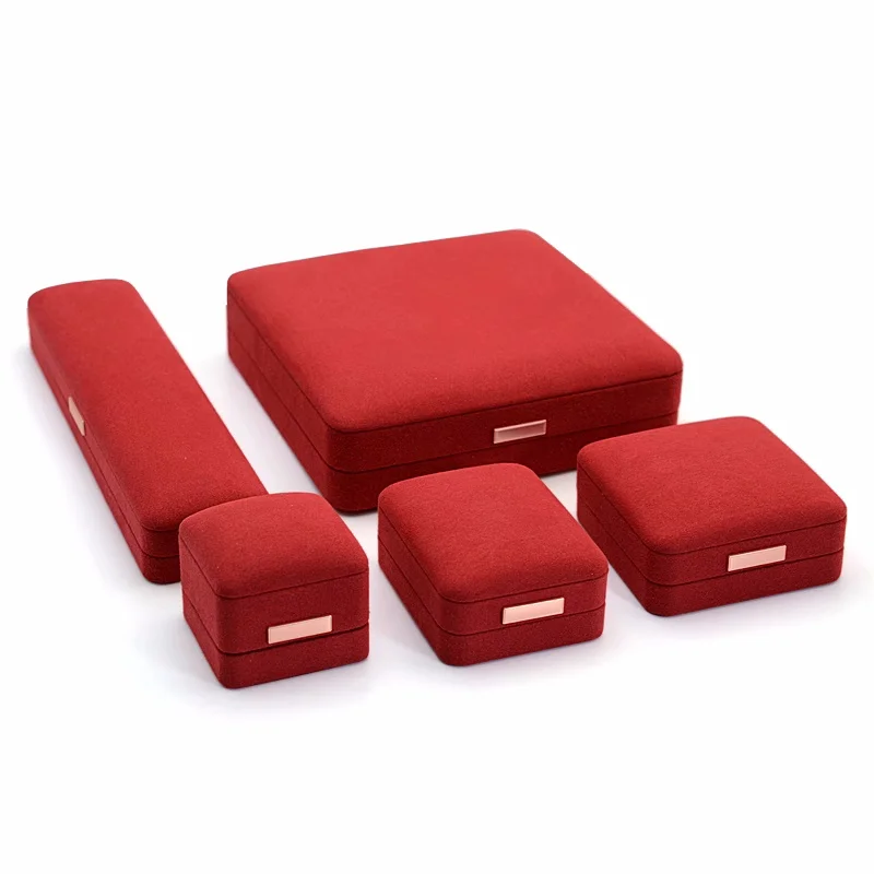 Luxury microfiber jewelry storage box, earring packaging box, boutique ring necklace gift box, available in multiple colors
Luxury microfiber jewelry storage box, earring packaging box, boutique ring necklace gift box, available in multiple colors
