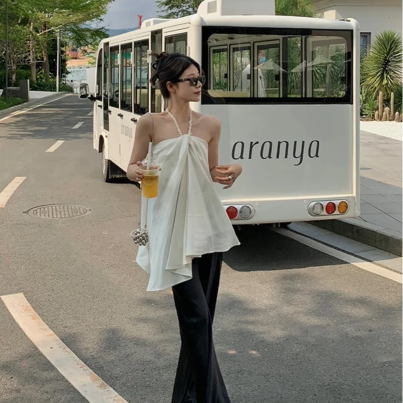 Woman Fashion T-shirt French Sleeveless One-line Shoulder Halter Neck Strapless Style Top Girl Summer Korean Version Blouses
Woman Fashion T-shirt French Sleeveless One-line Shoulder Halter Neck Strapless Style Top Girl Summer Korean Version Blouses