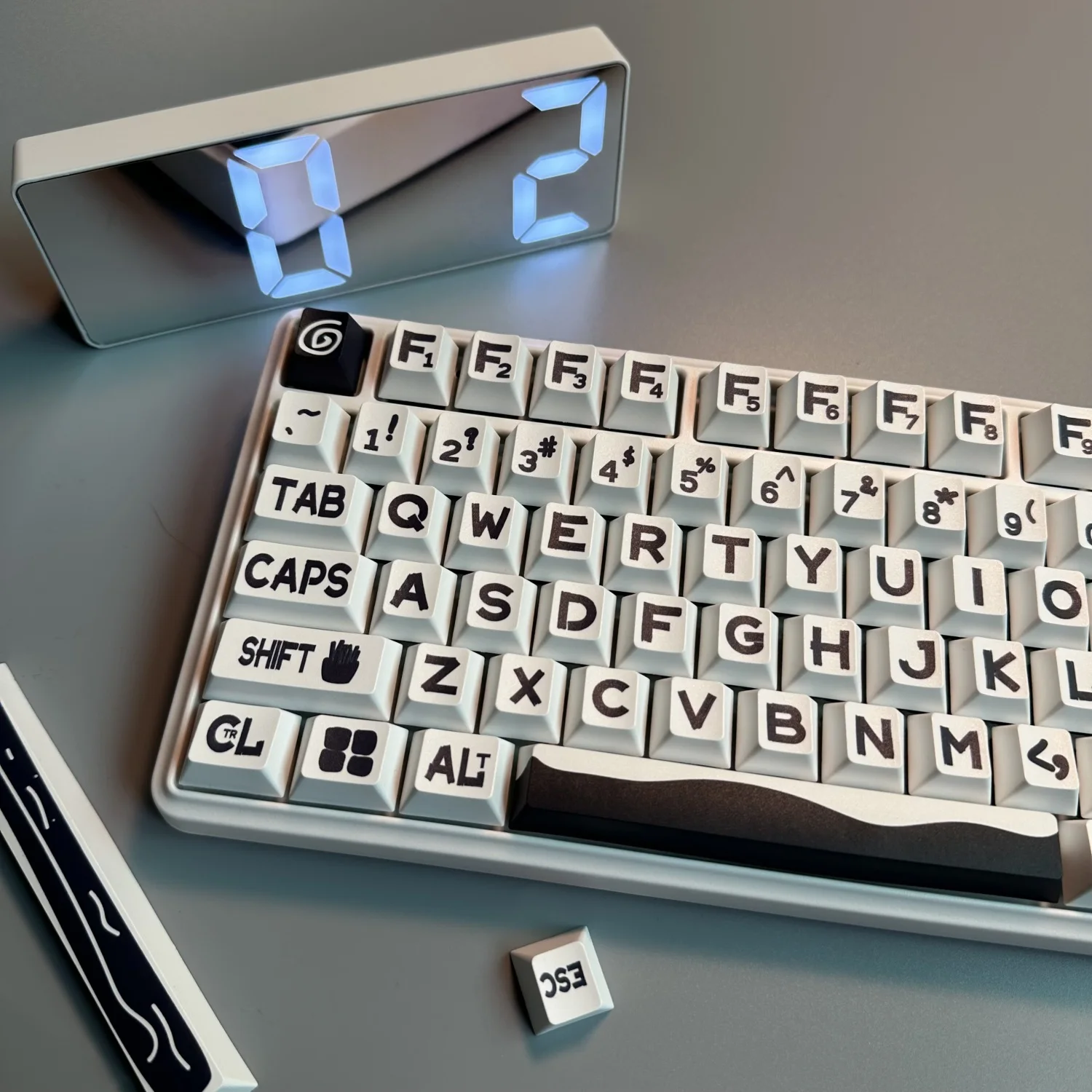 Черные буквы персональный профиль пользовательские клавиши Pbt сублимационные колпачки для механической клавиатуры Cherry Mx
Черные буквы персональный профиль пользовательские клавиши Pbt сублимационные колпачки для механической клавиатуры Cherry Mx