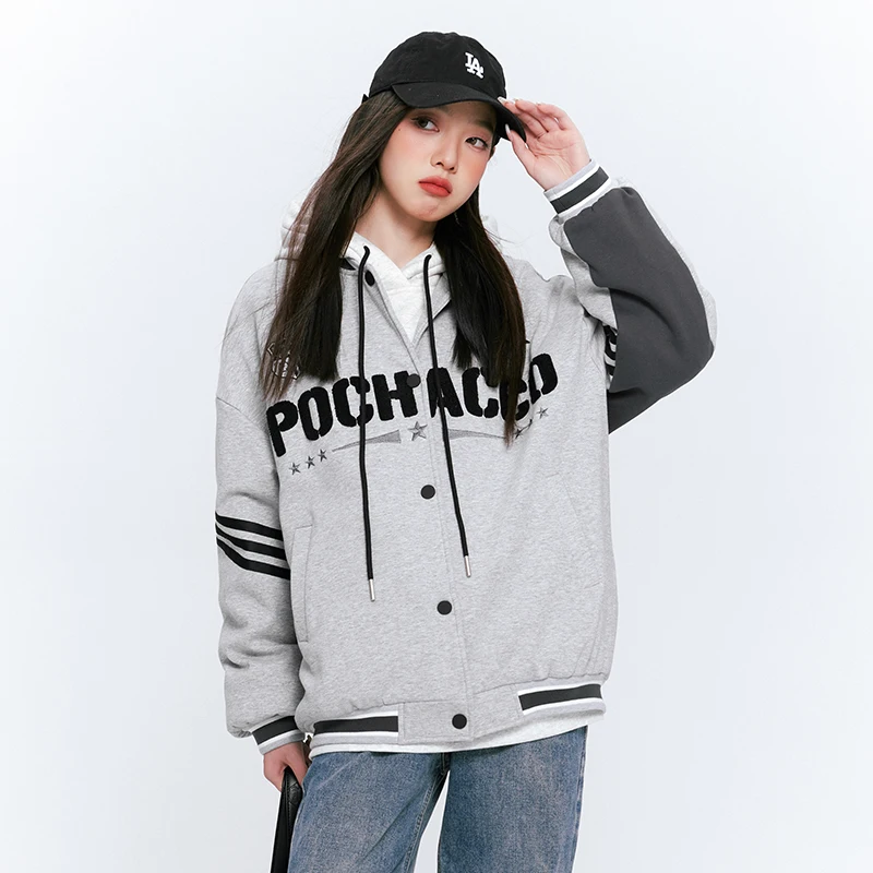 Kawaii Sanrioed Pachacco аниме новая утепленная теплая бейсбольная куртка для девочек симпатичная мультяшная свободная универсальная вышивка топ с длинными рукавами
Kawaii Sanrioed Pachacco аниме новая утепленная теплая бейсбольная куртка для девочек симпатичная мультяшная свободная универсальная вышивка топ с длинными рукавами