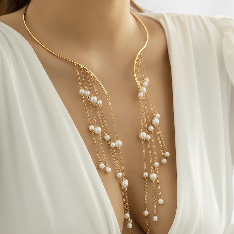 Trendy Open Faux Pearl Pendant Necklace for Women Exaggerated Long Acrylic Tassel Ethnic Style Collar Necklaces Party Jewellery
Trendy Open Faux Pearl Pendant Necklace for Women Exaggerated Long Acrylic Tassel Ethnic Style Collar Necklaces Party Jewellery