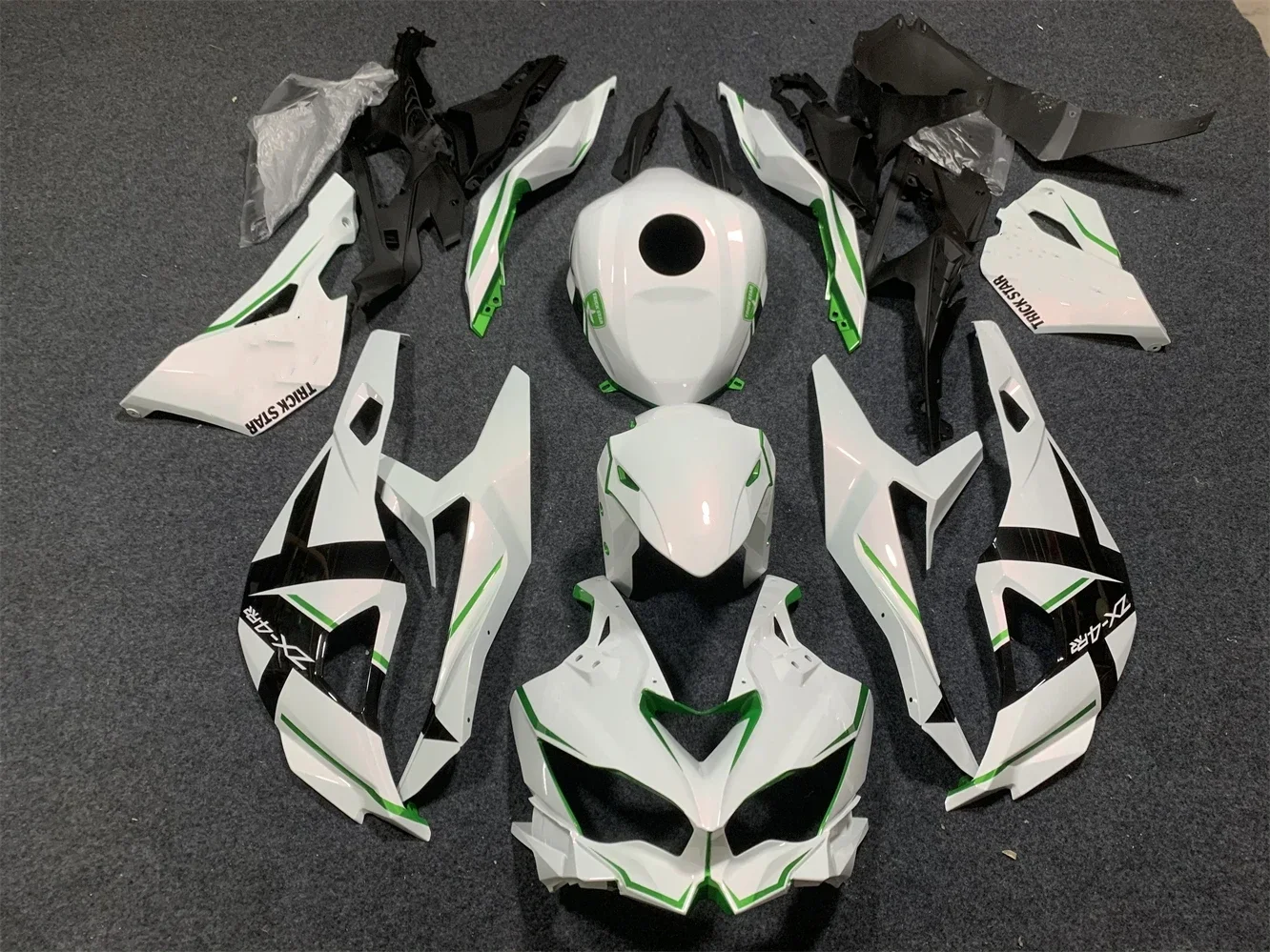 Motorcycle Fairings Kit Fit For ZX-25R ZX-4R 2019 2020 2021 2022 2023 Bodywork Set High Quality ABS Injection
Motorcycle Fairings Kit Fit For ZX-25R ZX-4R 2019 2020 2021 2022 2023 Bodywork Set High Quality ABS Injection