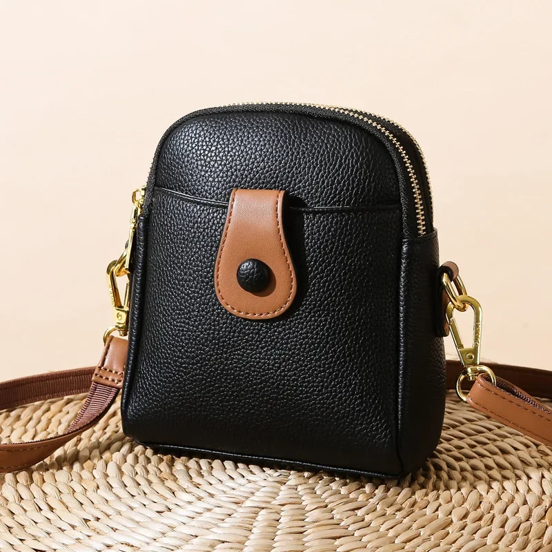 Luxury bag Lychee Grain Female Mobile Phone 2023 New Small Square Bag Feeling Simple Fashion Handbag One Shoulder Satchels Sac
Luxury bag Lychee Grain Female Mobile Phone 2023 New Small Square Bag Feeling Simple Fashion Handbag One Shoulder Satchels Sac