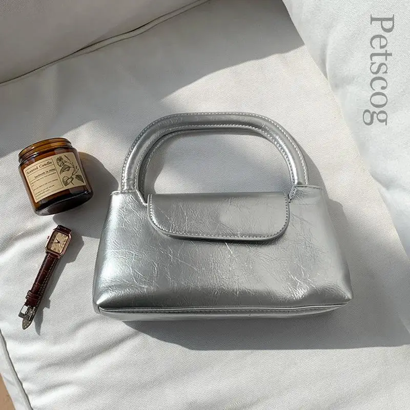 Дизайнерская женская сумка на плечо 2022, модные однотонные дорожные сумки через плечо, роскошные квадратные дамские сумочки с клапаном
Дизайнерская женская сумка на плечо 2022, модные однотонные дорожные сумки через плечо, роскошные квадратные дамские сумочки с клапаном