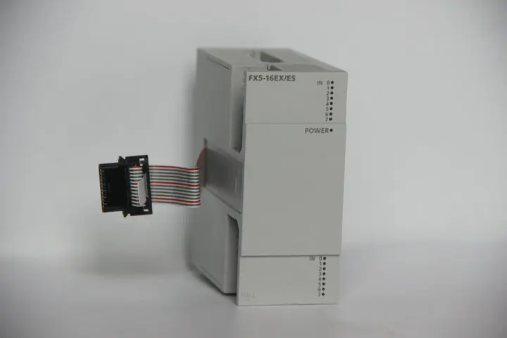 FX5-16ET/ES-H 16EX 8EX 8EYR 8EYT 16EYR 16EYT 32ER et
FX5-16ET/ES-H 16EX 8EX 8EYR 8EYT 16EYR 16EYT 32ER et