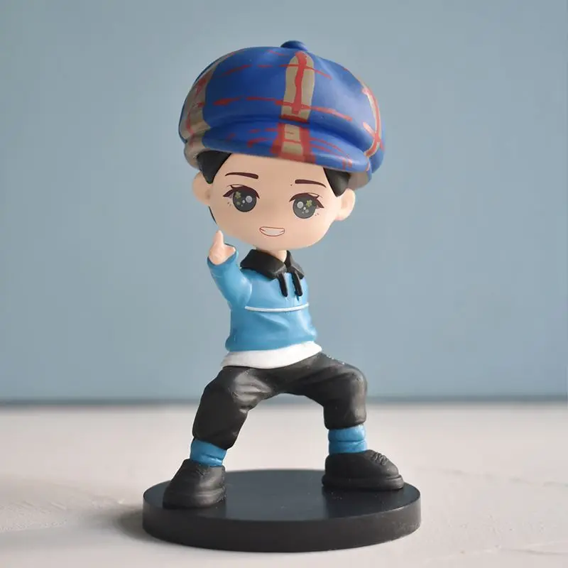 Wang Yibo Hip-Hop Cartoon Figures Toy, кукла Wangyibo, декоративные фигурки для украшения стола, подарки для домашнего декора
Wang Yibo Hip-Hop Cartoon Figures Toy, кукла Wangyibo, декоративные фигурки для украшения стола, подарки для домашнего декора