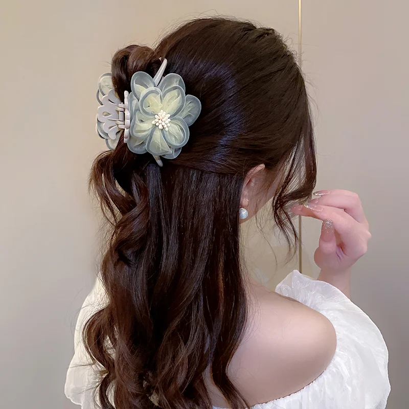FANYIN Camellia Pearl Hair Clip For Women Latest Flower Shark Clip Hairpin Hair Accessories Female
FANYIN Camellia Pearl Hair Clip For Women Latest Flower Shark Clip Hairpin Hair Accessories Female
