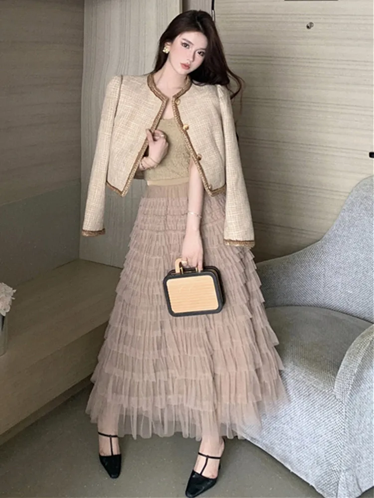 Korean Fashion Tweed Jacket Mesh Skirt Two Piece Sets Fall Winter Woolen Coat +Layer Ruffles Mid Skirts Suits Female Outfits
Korean Fashion Tweed Jacket Mesh Skirt Two Piece Sets Fall Winter Woolen Coat +Layer Ruffles Mid Skirts Suits Female Outfits